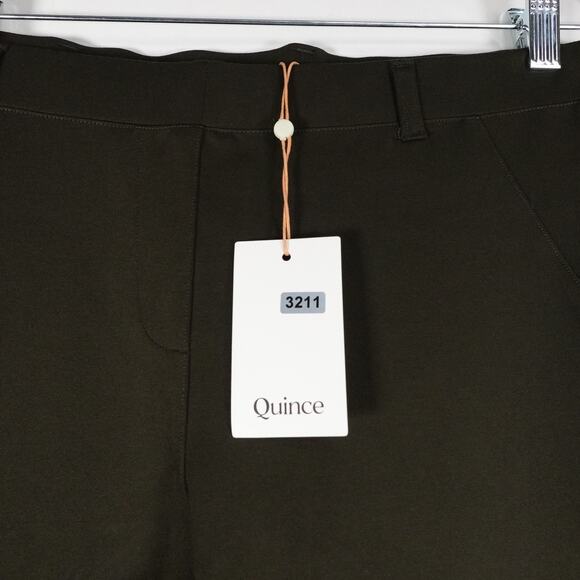 NWT Quince Medium Ex Petite 26” Ultra-Stretch Ponte Straight Leg Pants 3211-33 - Picture 5 of 11